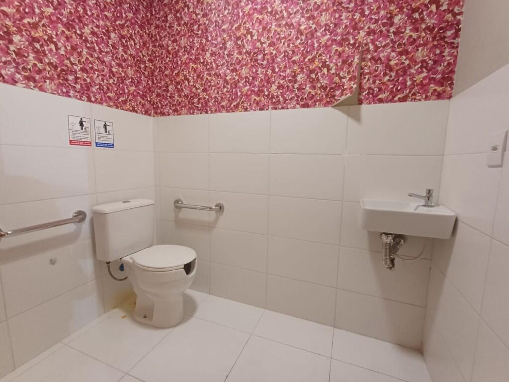 Apartamento com 450 m² em Vila Guilhermina, Praia Grande