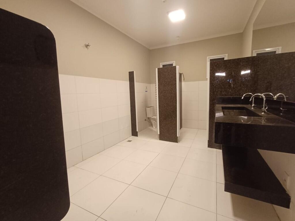 Apartamento com 450 m² em Vila Guilhermina, Praia Grande