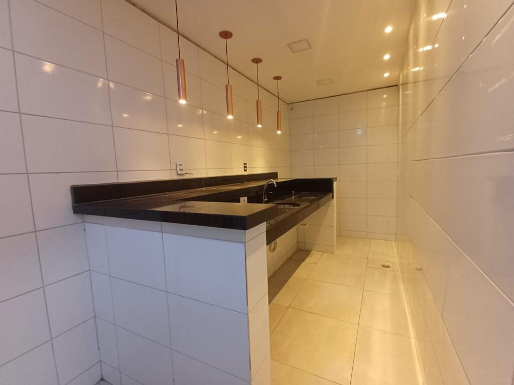Apartamento com 450 m² em Vila Guilhermina, Praia Grande