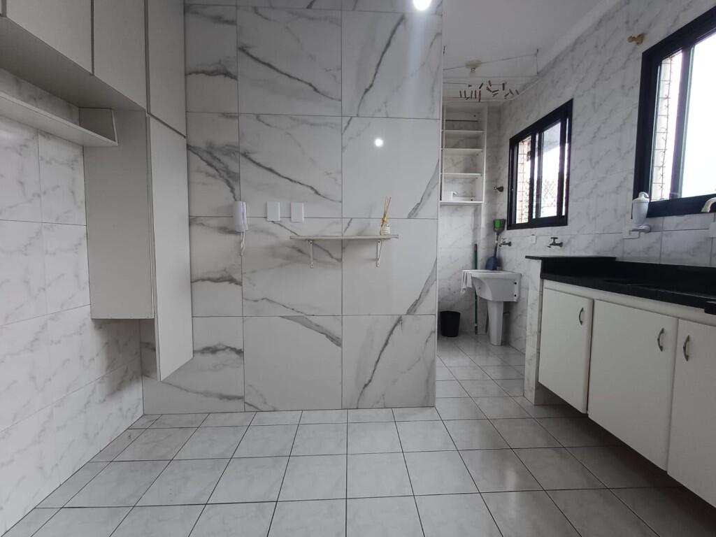 Apartamento com 1 quarto e 41 m² em Vila Guilhermina, Praia Grande