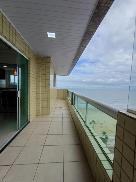 Apartamento com 3 quartos e 162 m² em Vila Guilhermina, Praia Grande