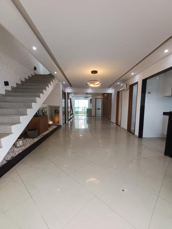 Apartamento com 3 quartos e 162 m² em Vila Guilhermina, Praia Grande