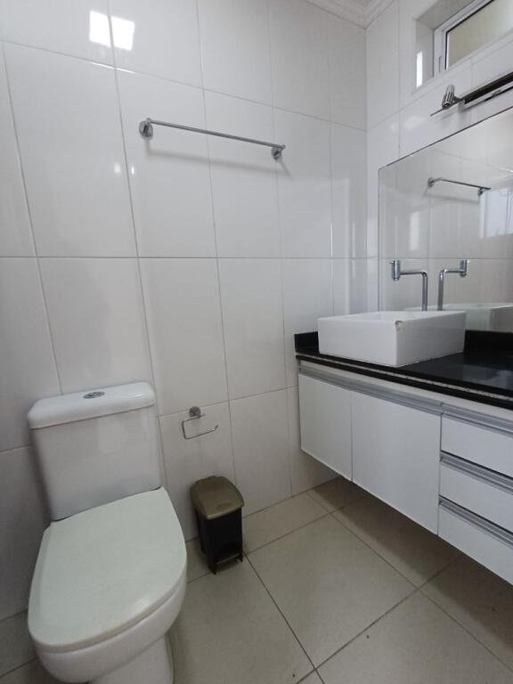 Apartamento com 3 quartos e 162 m² em Vila Guilhermina, Praia Grande