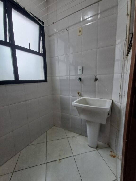 Apartamento com 2 quartos e 85 m² em Vila Guilhermina, Praia Grande