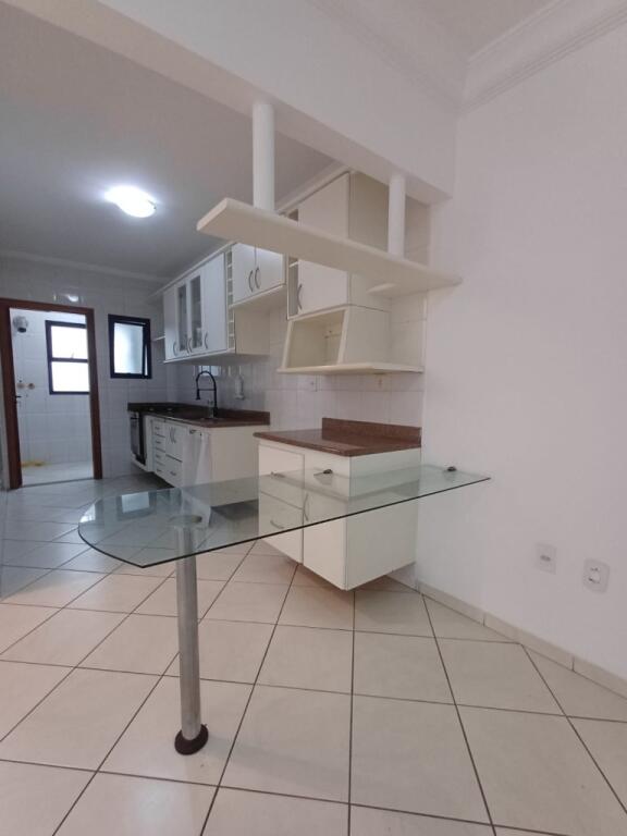Apartamento com 2 quartos e 85 m² em Vila Guilhermina, Praia Grande