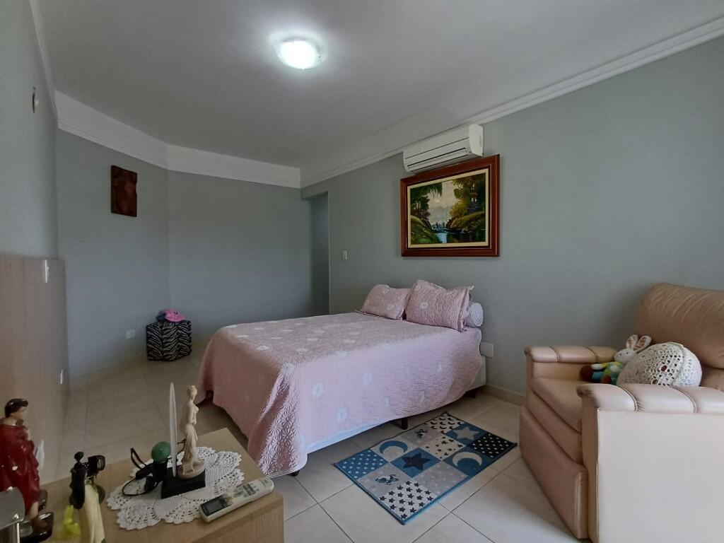 Apartamento com 3 quartos e 226 m² em Vila Guilhermina, Praia Grande