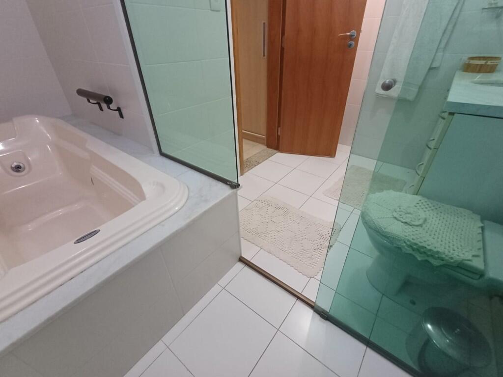 Apartamento com 3 quartos e 226 m² em Vila Guilhermina, Praia Grande