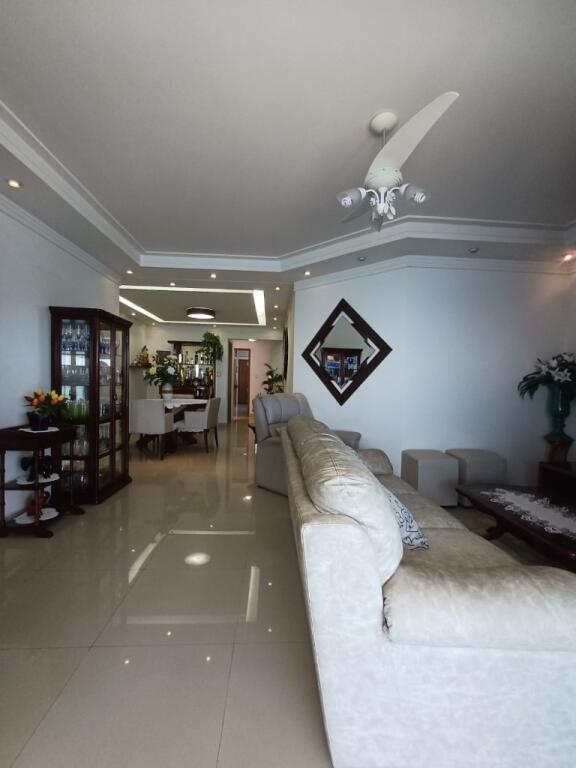 Apartamento com 3 quartos e 226 m² em Vila Guilhermina, Praia Grande