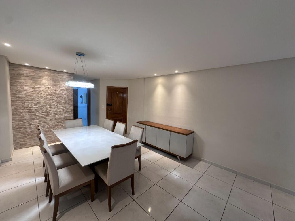 Apartamento com 3 quartos e 140 m² em Vila Guilhermina, Praia Grande