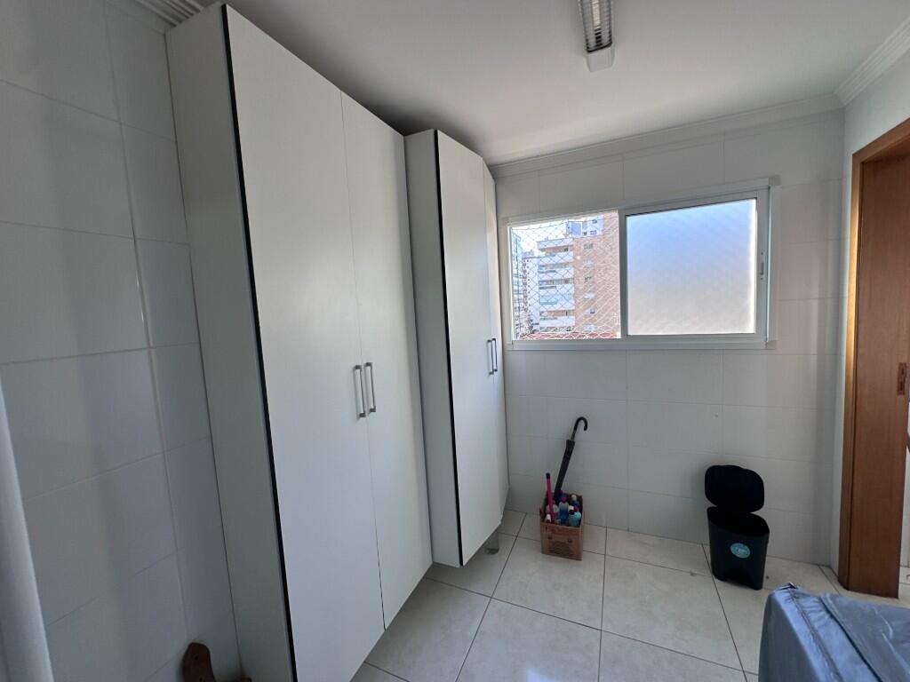 Apartamento com 3 quartos e 140 m² em Vila Guilhermina, Praia Grande