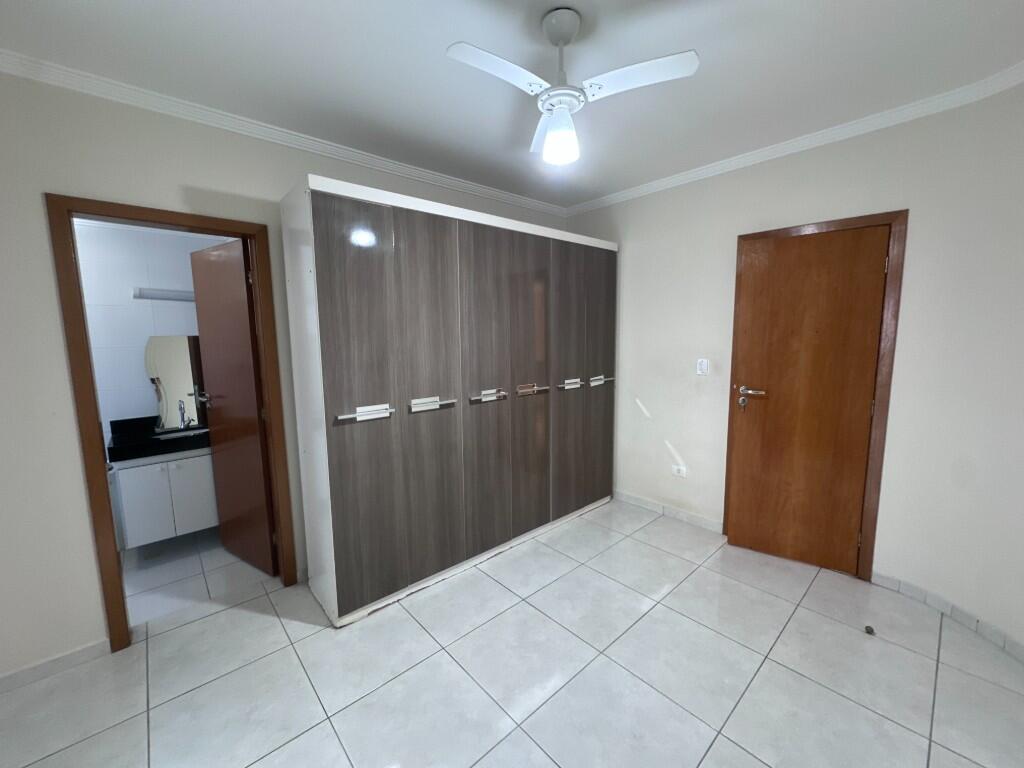 Apartamento com 3 quartos e 140 m² em Vila Guilhermina, Praia Grande