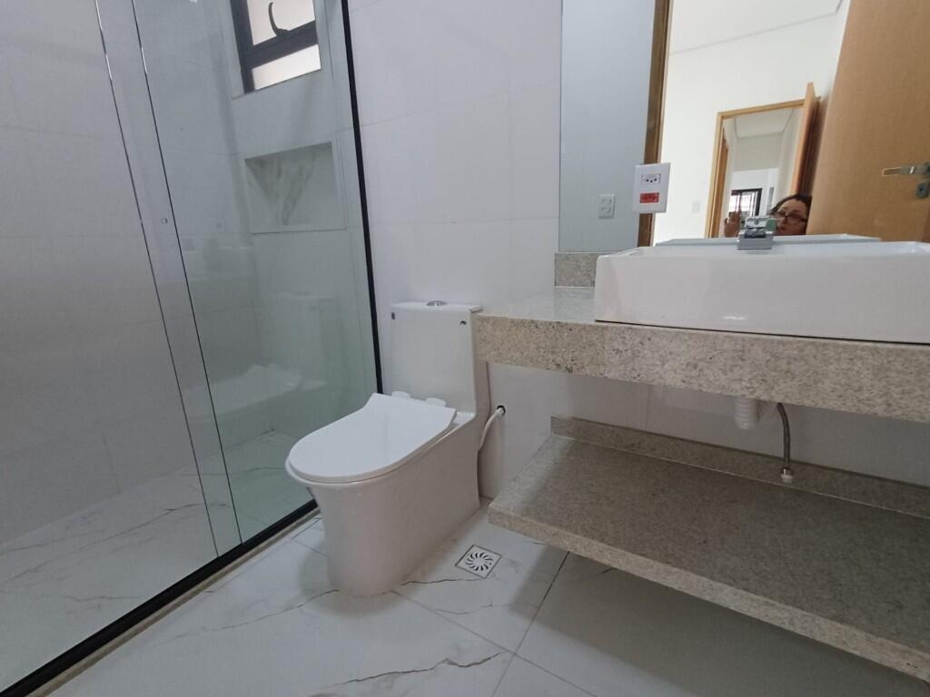 Casa com 2 quartos e 90 m² em Vila Guilhermina, Praia Grande