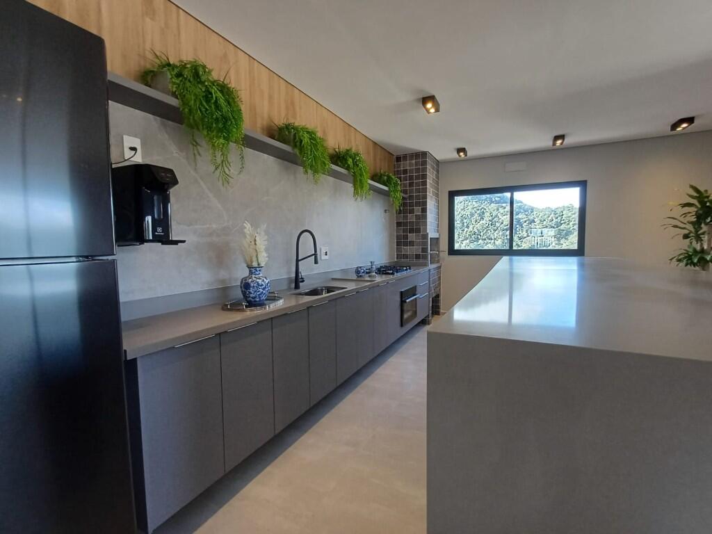 Apartamento com 2 quartos e 74 m² em Vila Guilhermina, Praia Grande