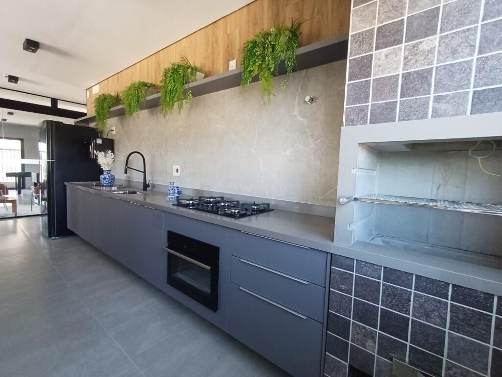 Apartamento com 2 quartos e 74 m² em Vila Guilhermina, Praia Grande