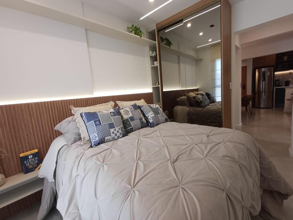 Apartamento com 2 quartos e 74 m² em Vila Guilhermina, Praia Grande
