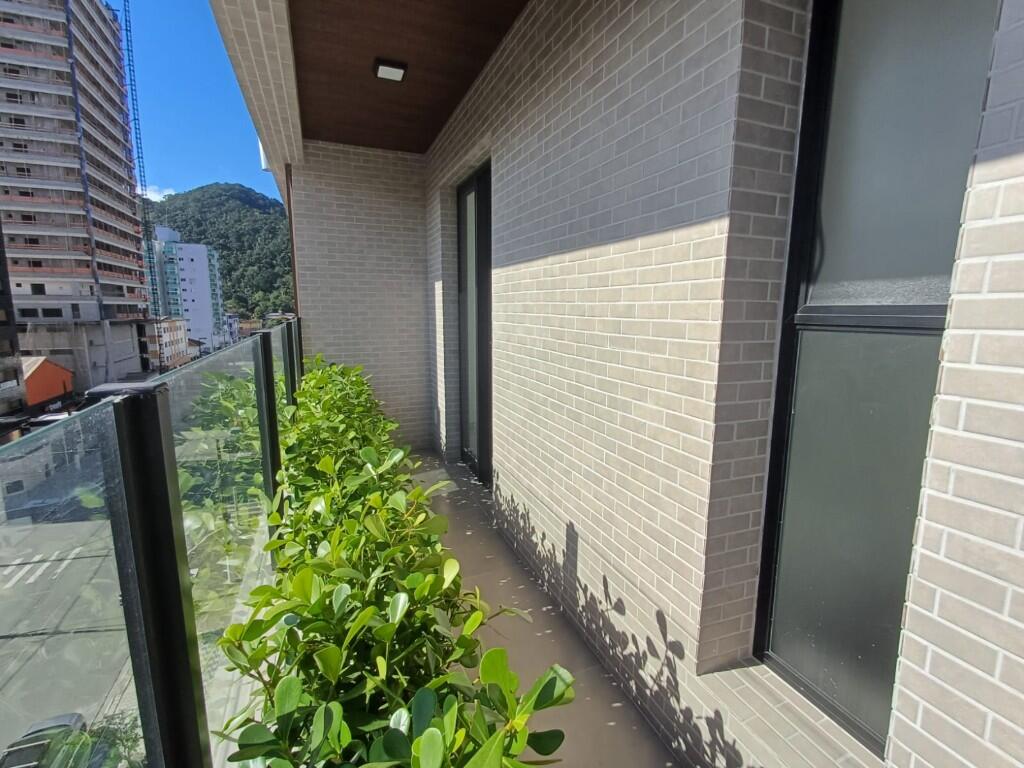 Apartamento com 2 quartos e 76 m² em Vila Guilhermina, Praia Grande