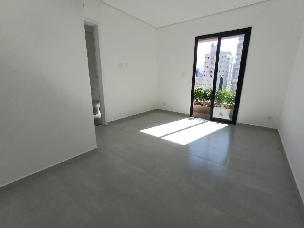 Apartamento com 2 quartos e 76 m² em Vila Guilhermina, Praia Grande