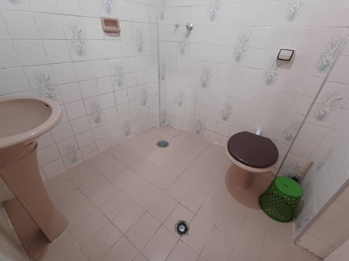 Apartamento com 2 quartos e 73 m² em Vila Guilhermina, Praia Grande