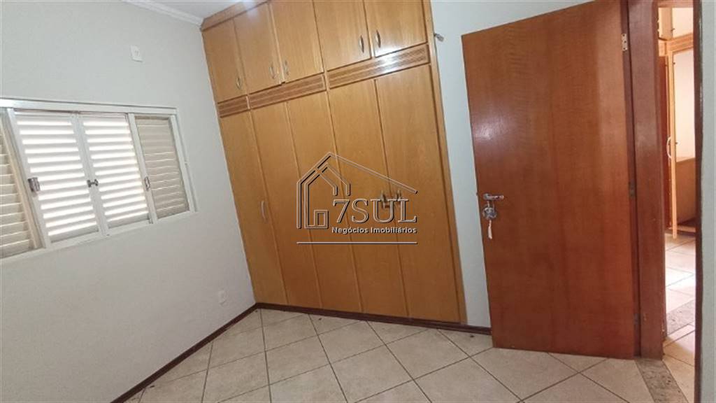 Casa, 3 quartos, 239 m² - Foto 14