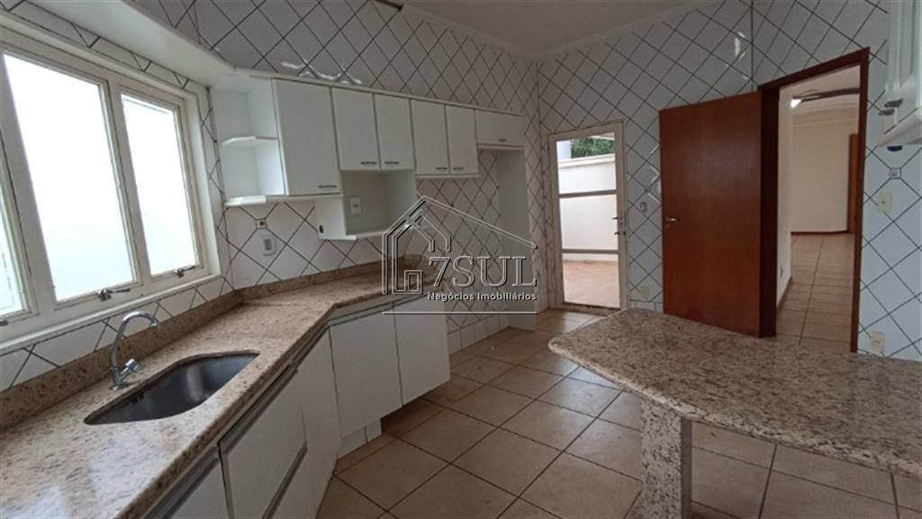 Casa, 3 quartos, 239 m² - Foto 5