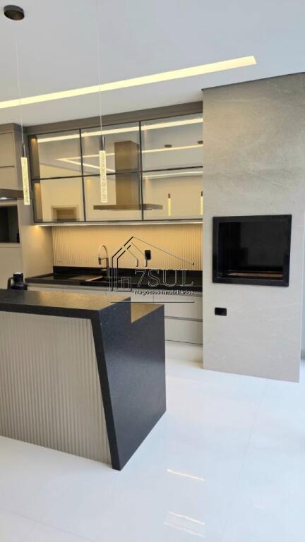 Casa, 3 quartos, 214 m² - Foto 8
