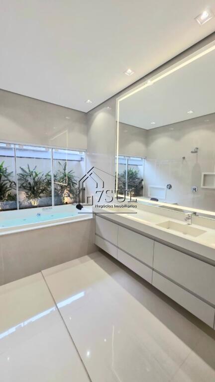 Casa, 3 quartos, 214 m² - Foto 19