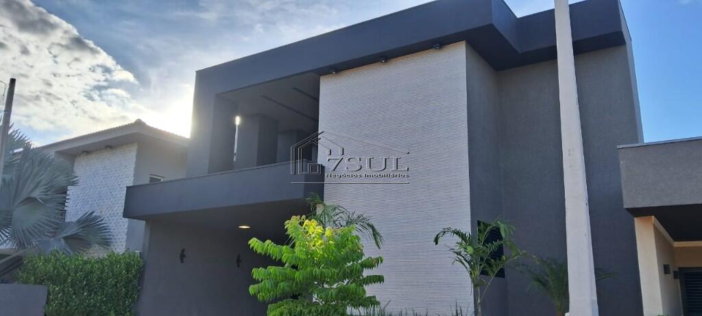 Casa, 3 quartos, 210 m² - Foto 1