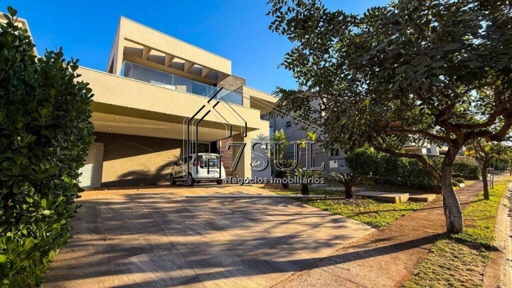 Casa, 3 quartos, 317 m² - Foto 1