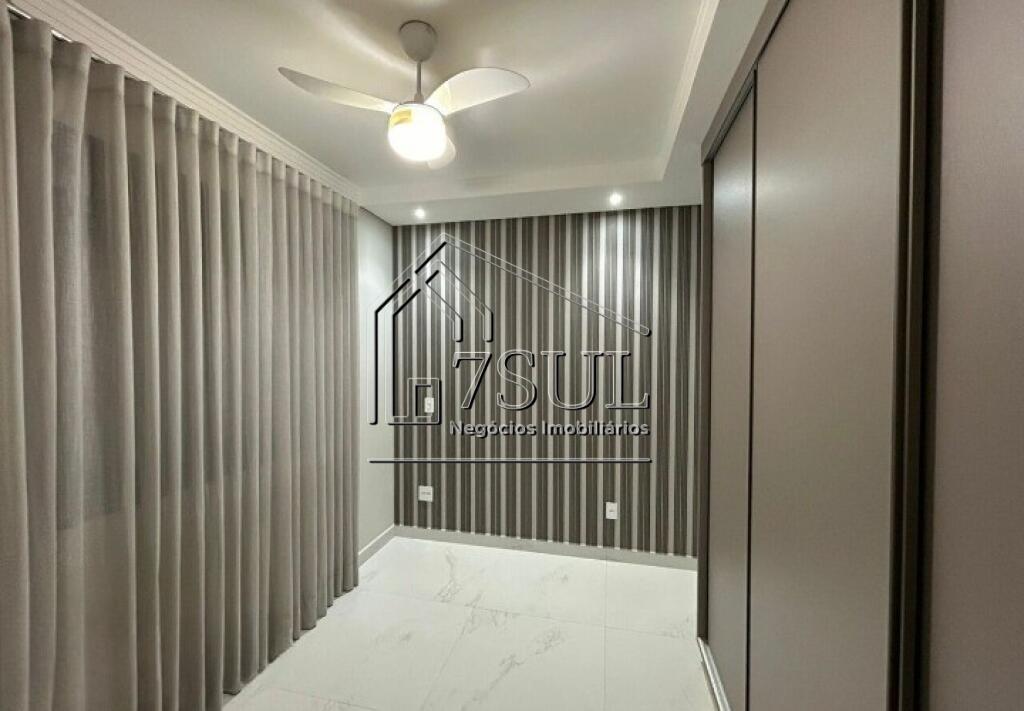 Casa, 4 quartos, 245 m² - Foto 17