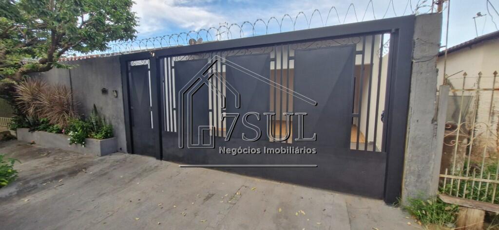 Casa, 3 quartos, 180 m² - Foto 1