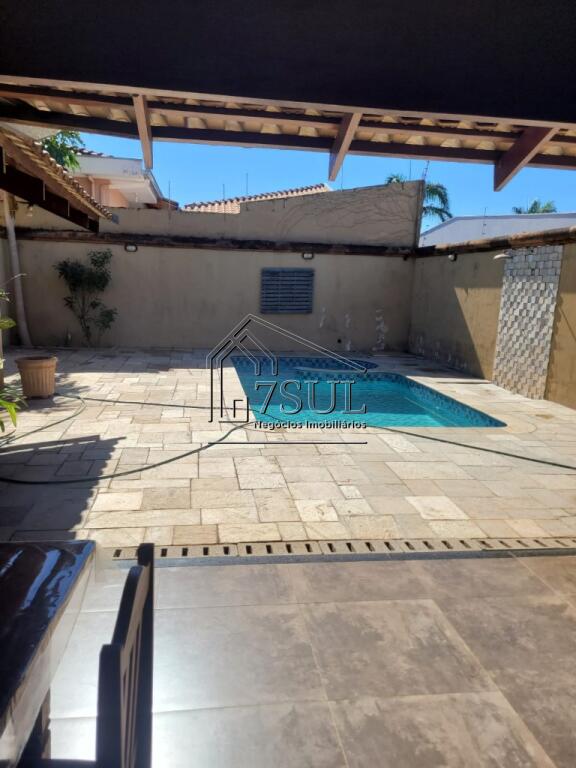 Casa, 3 quartos, 380 m² - Foto 4