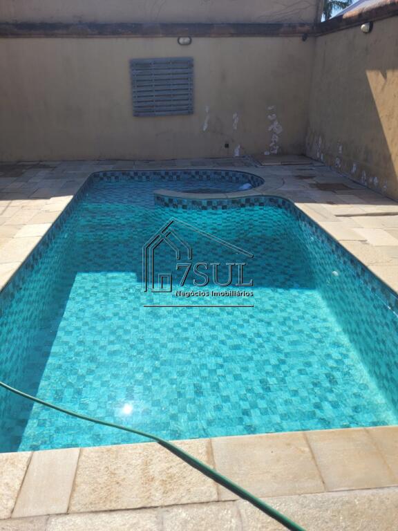 Casa, 3 quartos, 380 m² - Foto 3