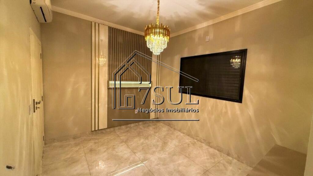 Casa, 4 quartos, 262 m² - Foto 9