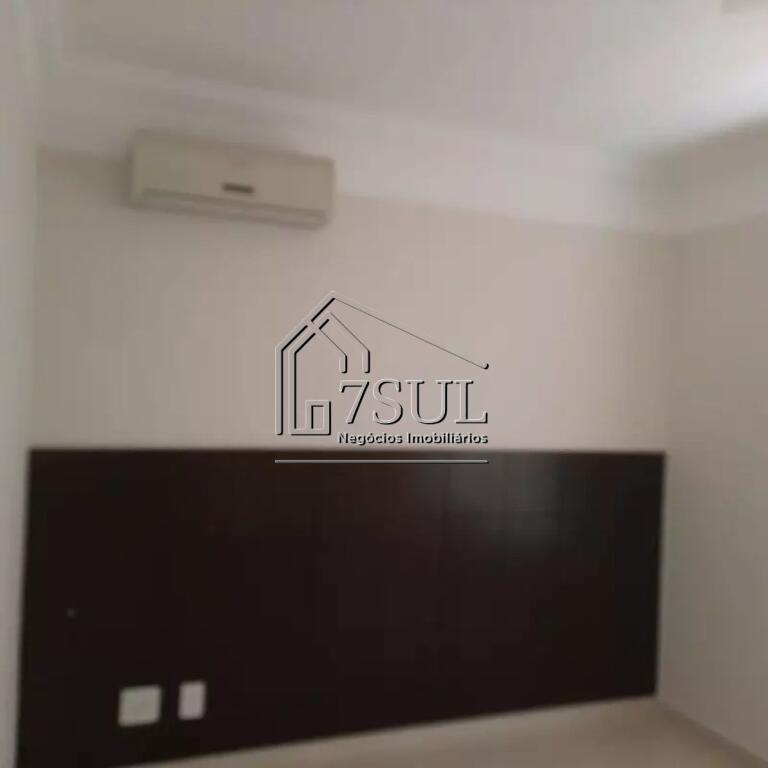 Casa, 4 quartos, 240 m² - Foto 23