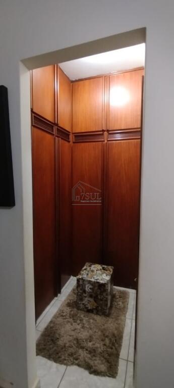 Casa, 3 quartos, 245 m² - Foto 6