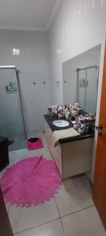 Casa, 3 quartos, 245 m² - Foto 7