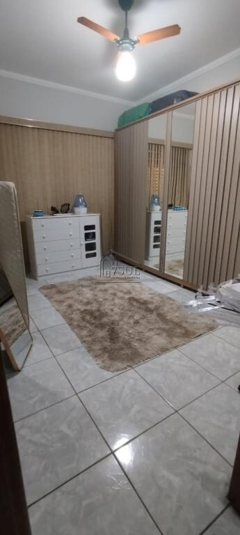 Casa, 3 quartos, 245 m² - Foto 13