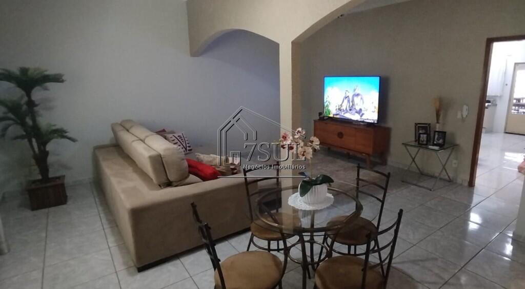 Casa, 3 quartos, 245 m² - Foto 22