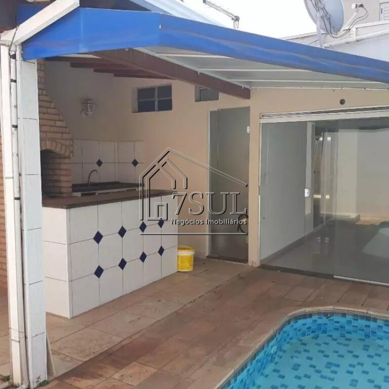 Casa, 4 quartos, 240 m² - Foto 6