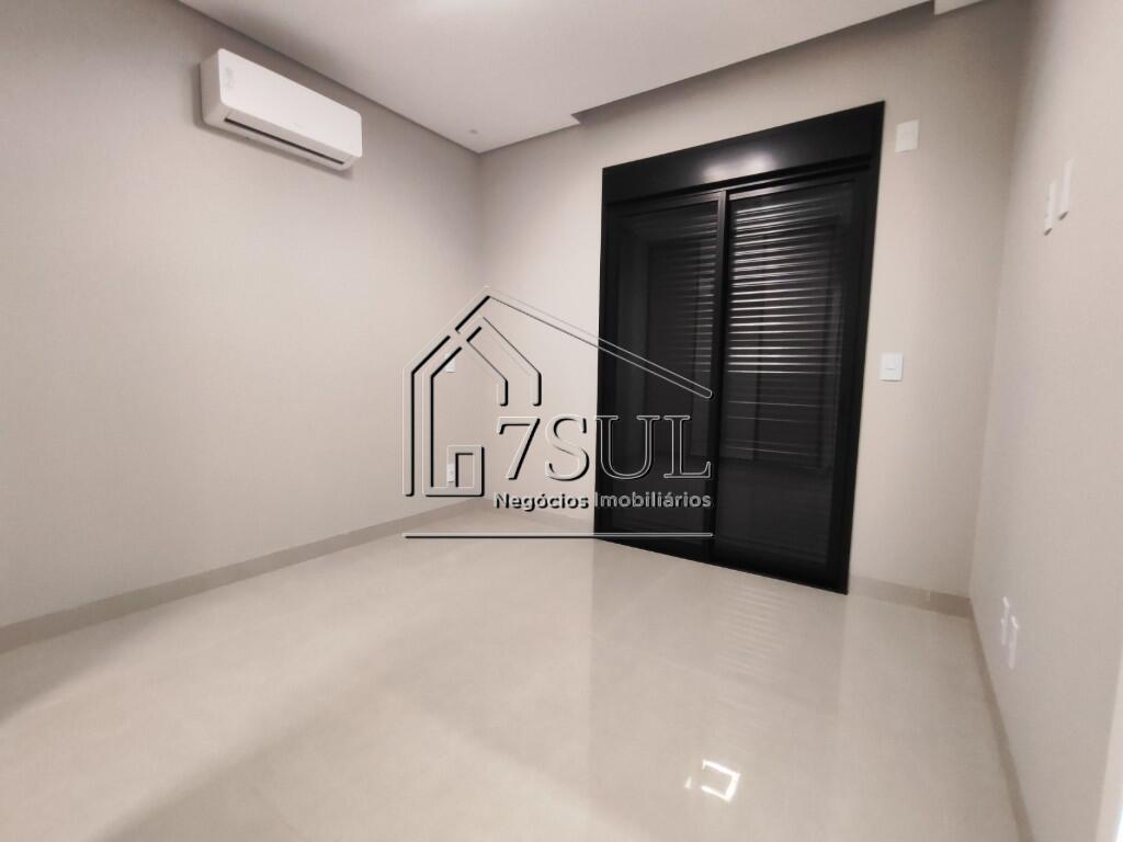 Casa, 3 quartos, 228 m² - Foto 12