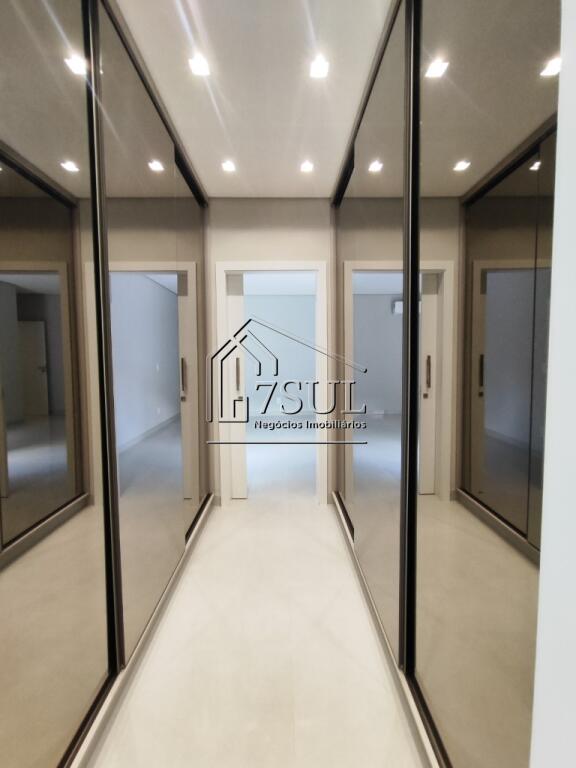 Casa, 3 quartos, 228 m² - Foto 18