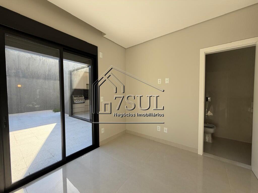 Casa, 3 quartos, 228 m² - Foto 41
