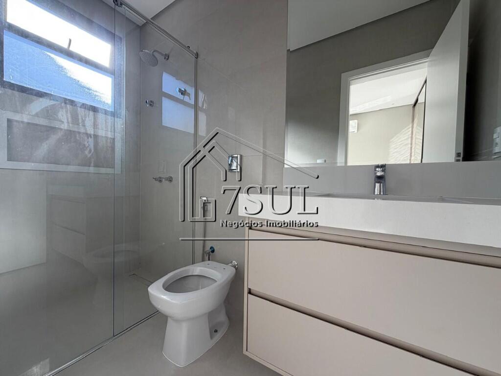 Casa, 3 quartos, 228 m² - Foto 45