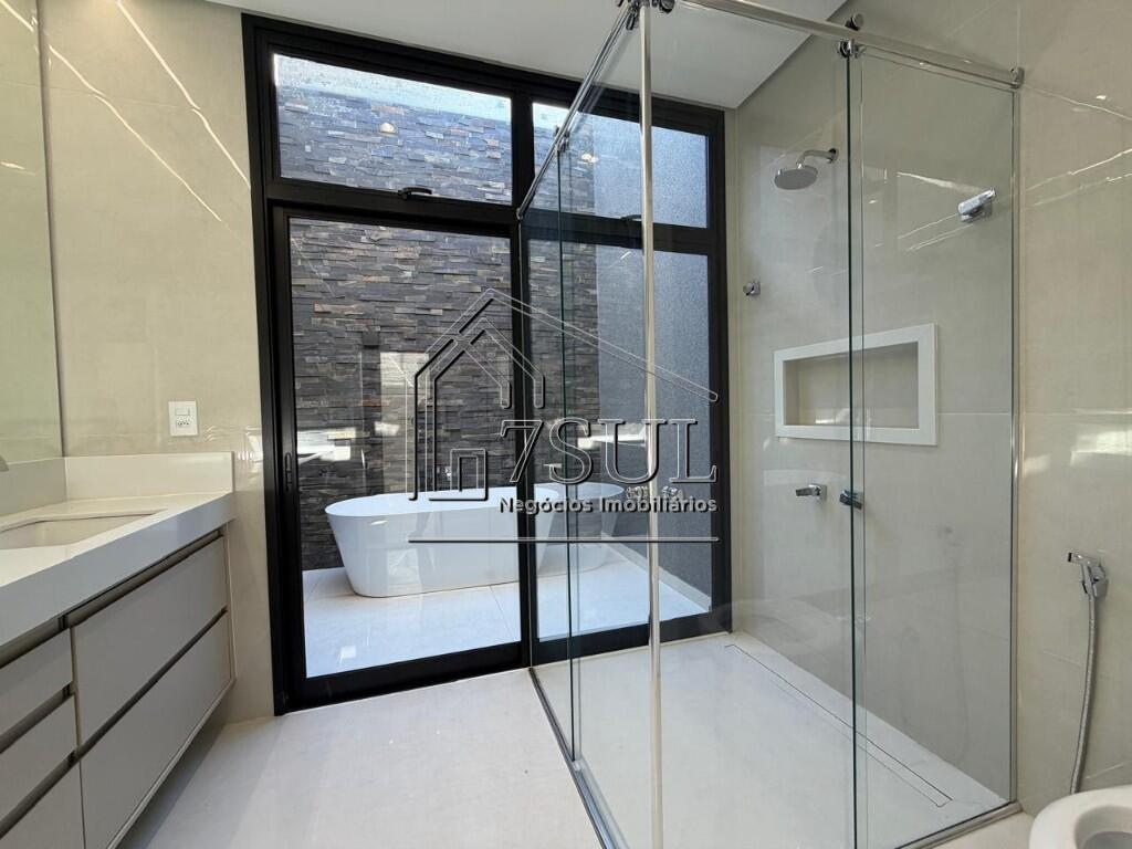 Casa, 3 quartos, 228 m² - Foto 50