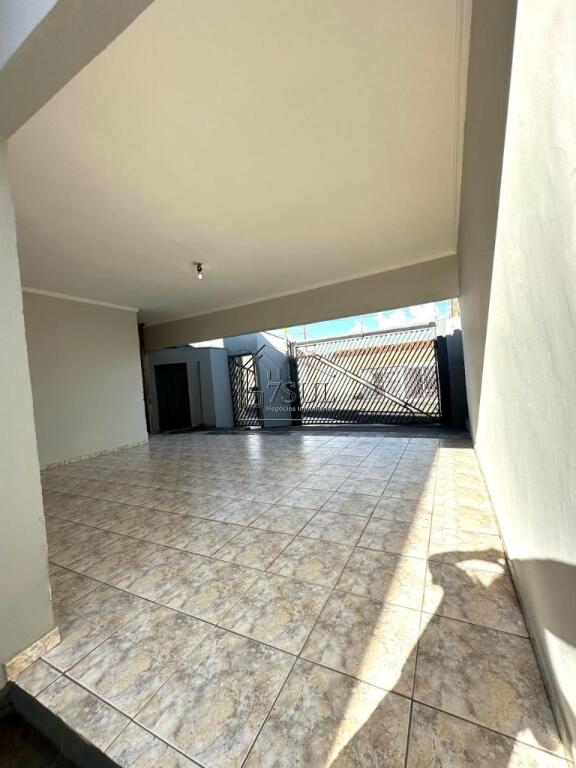 Casa, 4 quartos, 156 m² - Foto 2