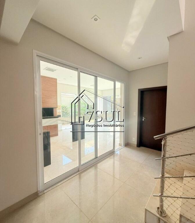 Casa, 3 quartos, 249 m² - Foto 4