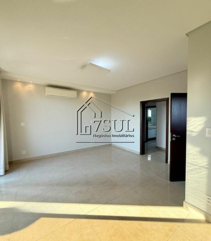 Casa, 3 quartos, 249 m² - Foto 7