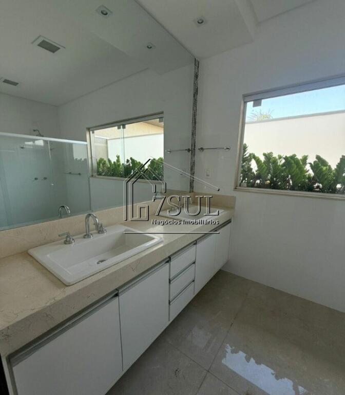 Casa, 3 quartos, 249 m² - Foto 26