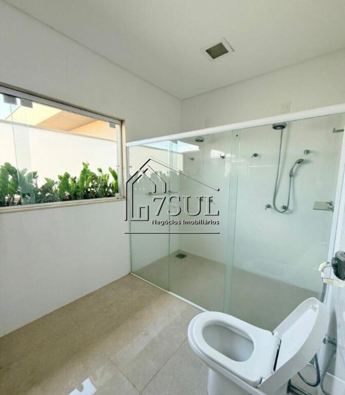 Casa, 3 quartos, 249 m² - Foto 23