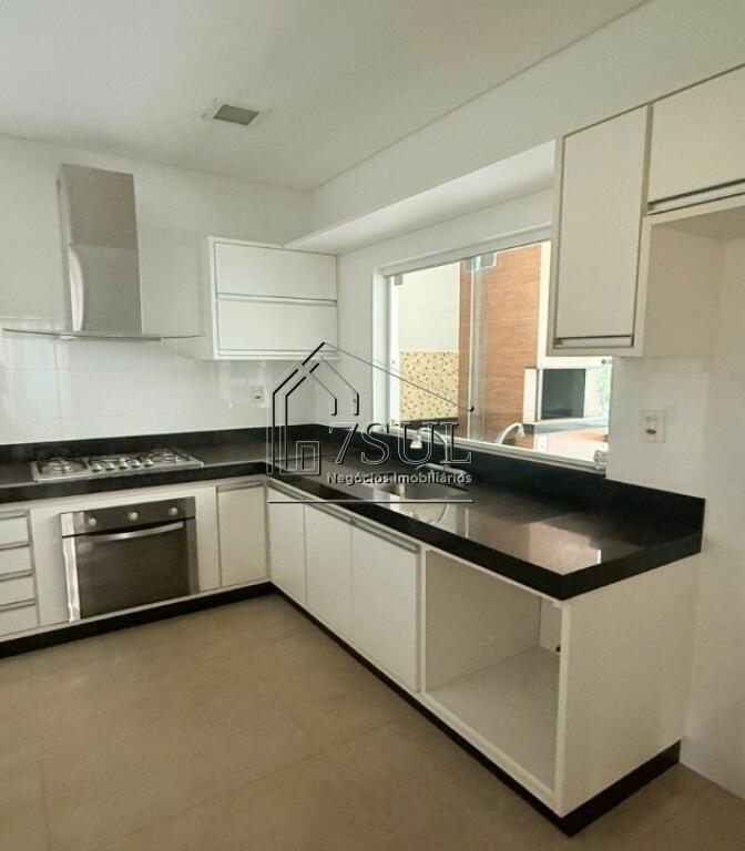 Casa, 3 quartos, 249 m² - Foto 17